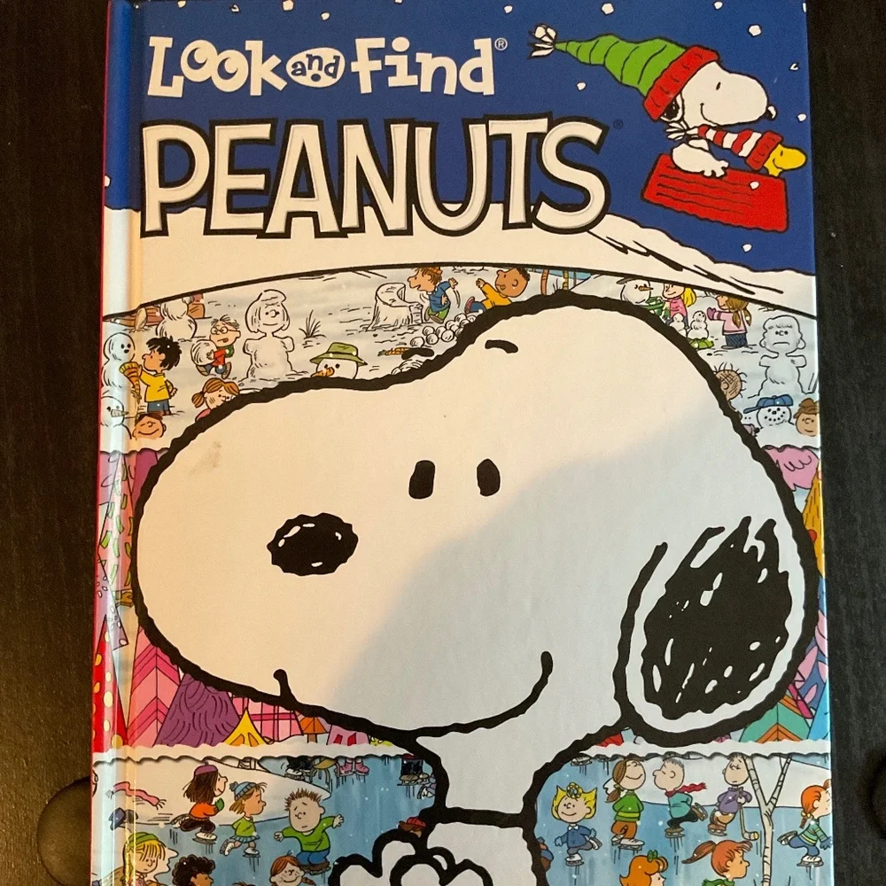 Book - Look and Find Peanuts by Charles Schultz. K106 - Picture 1 of 4
